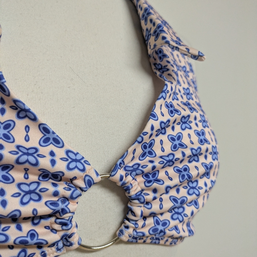 Boohoo Pinup Retro Style Collared Halter Top - Picture 7 of 12